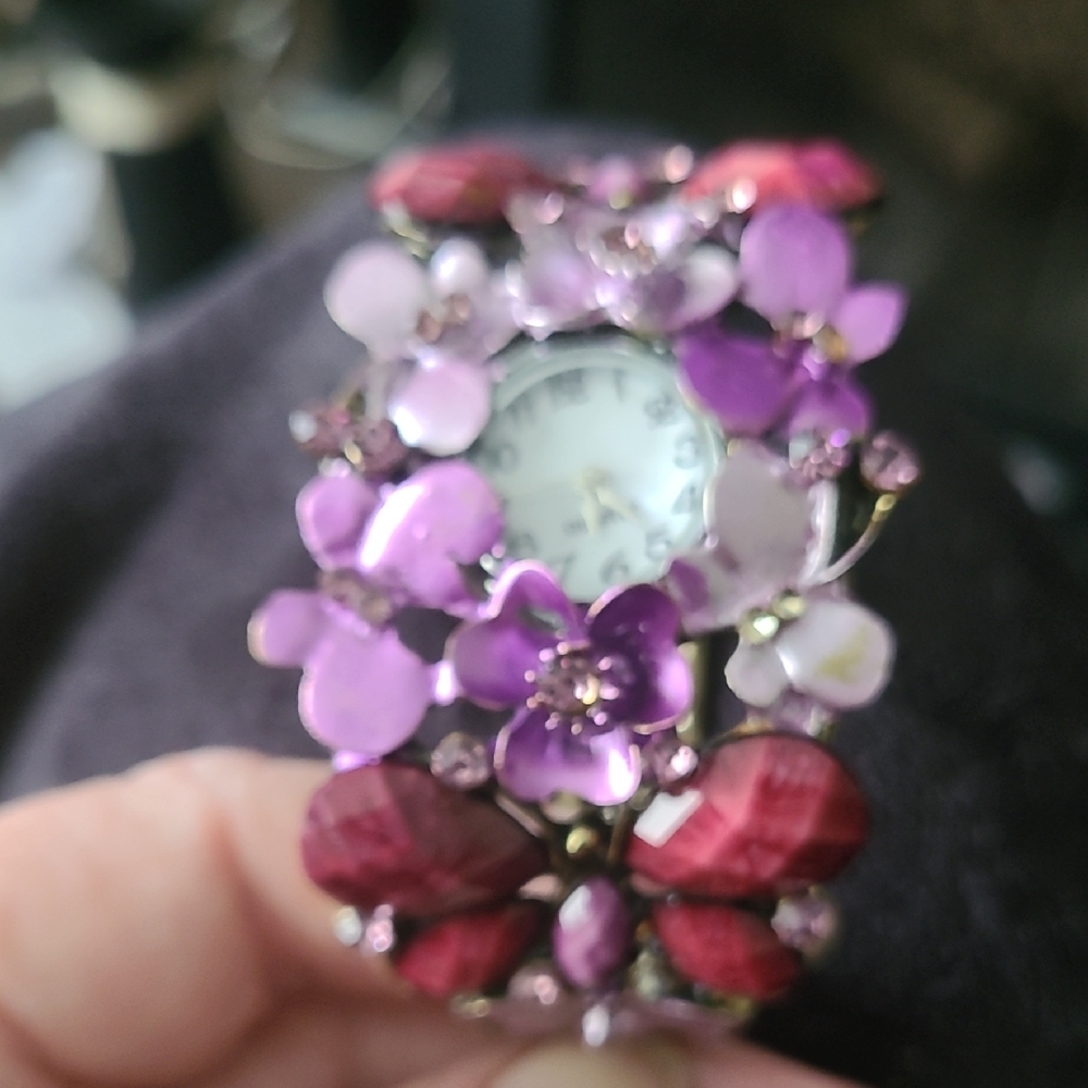 Floral Women's Watch with Purple and Red Accents (Crystals)